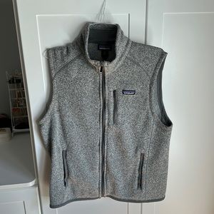 Patagonia Size Large Men’s Better Sweater Vest in gray.